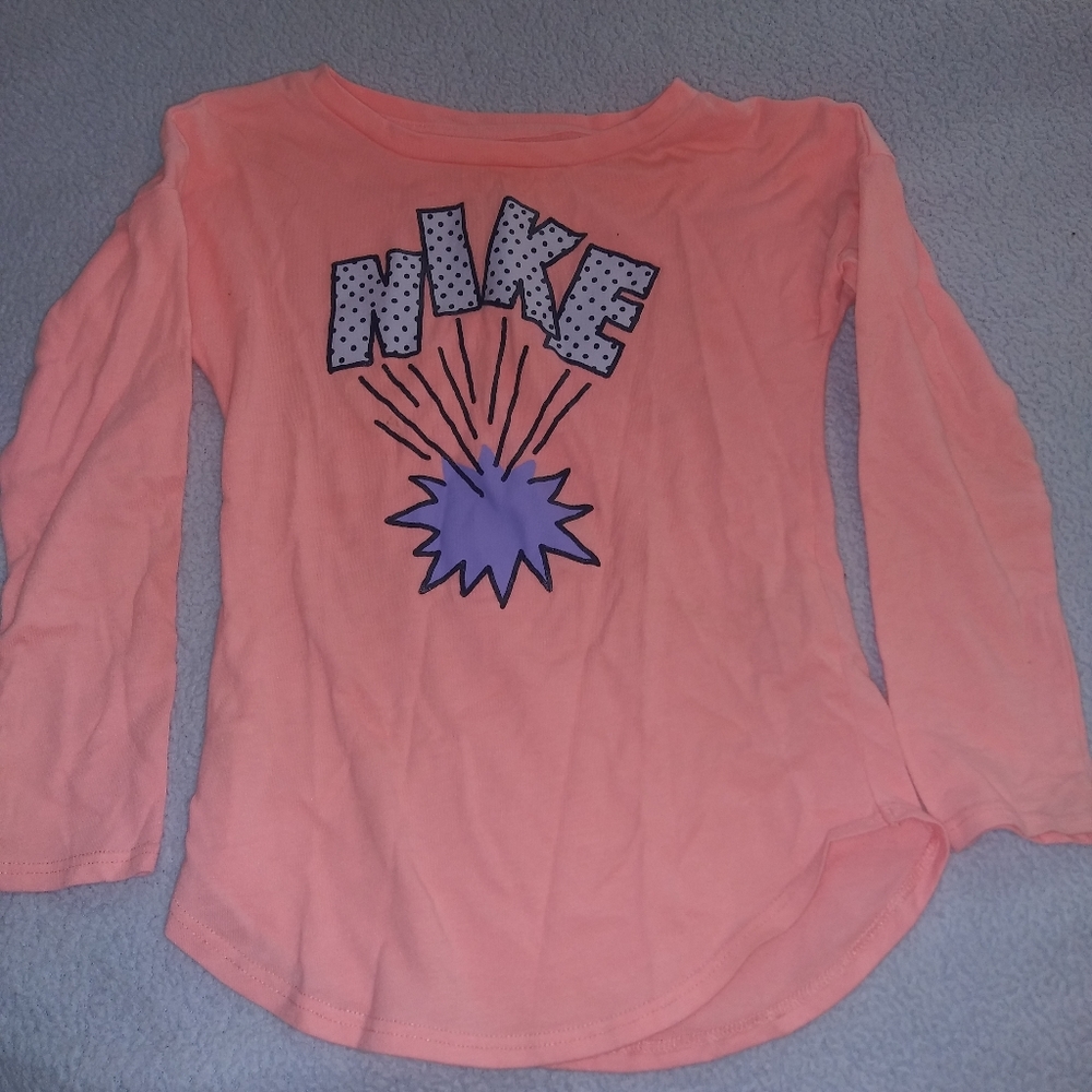 Brand new nike shirt
